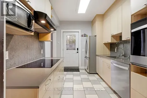 475 Kent Street Ottawa ON K2P 2B6