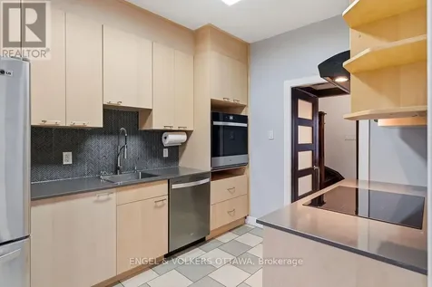 475 Kent Street Ottawa ON K2P 2B6