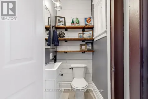 475 Kent Street Ottawa ON K2P 2B6