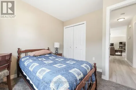 46 Dustin Drive Petawawa ON K8H 0G2