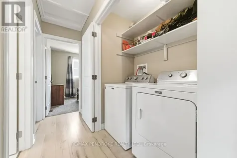 46 Dustin Drive Petawawa ON K8H 0G2