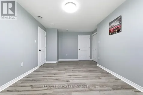 46 Dustin Drive Petawawa ON K8H 0G2