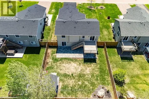 46 Dustin Drive Petawawa ON K8H 0G2