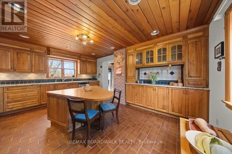 2464 Scrivens Drive Ottawa ON K0A 2P0