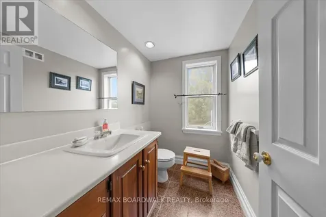 2464 Scrivens Drive Ottawa ON K0A 2P0