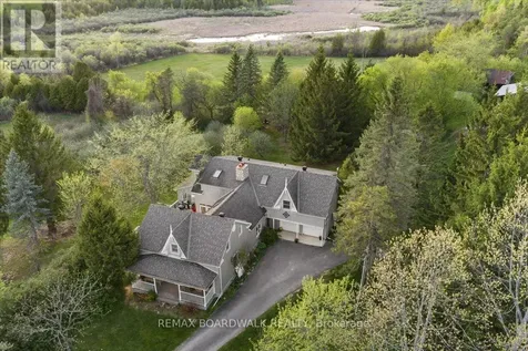 2464 Scrivens Drive Ottawa ON K0A 2P0