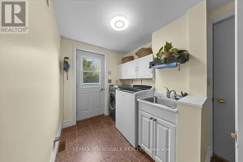 2464 Scrivens Drive Ottawa ON K0A 2P0