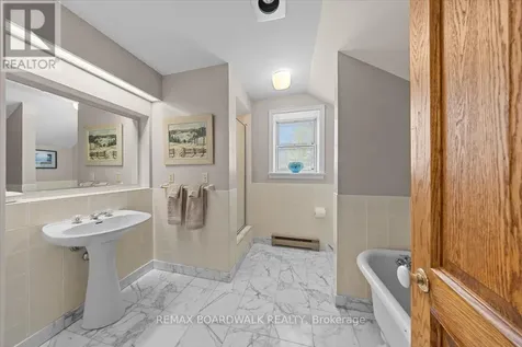 2464 Scrivens Drive Ottawa ON K0A 2P0