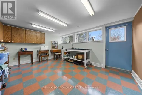 2464 Scrivens Drive Ottawa ON K0A 2P0