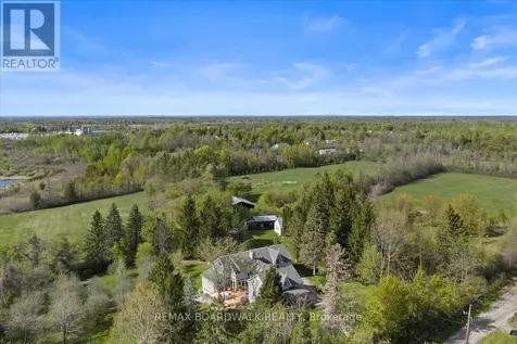 2464 Scrivens Drive Ottawa ON K0A 2P0