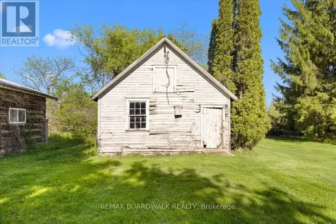2464 Scrivens Drive Ottawa ON K0A 2P0