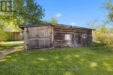 2464 Scrivens Drive Ottawa ON K0A 2P0