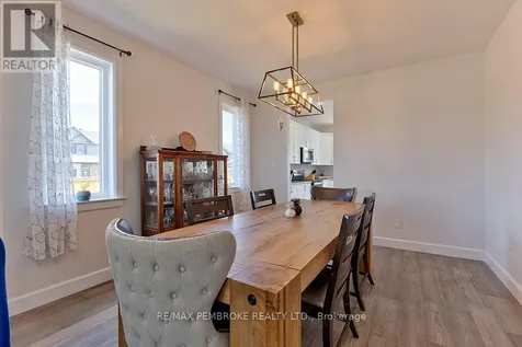 5 Drew Street Petawawa ON K8H 0G7