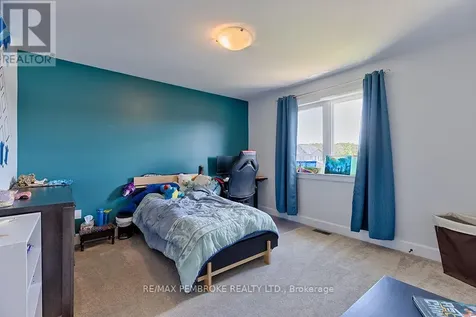 5 Drew Street Petawawa ON K8H 0G7