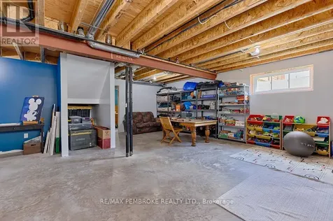 5 Drew Street Petawawa ON K8H 0G7