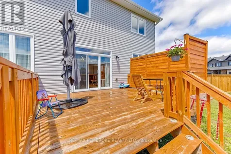 5 Drew Street Petawawa ON K8H 0G7