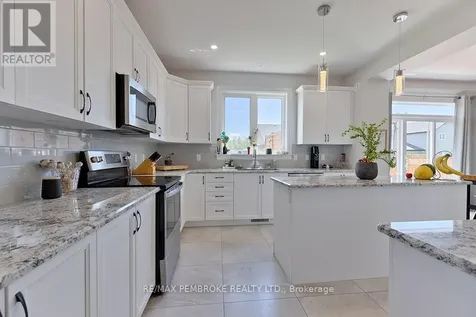 5 Drew Street Petawawa ON K8H 0G7