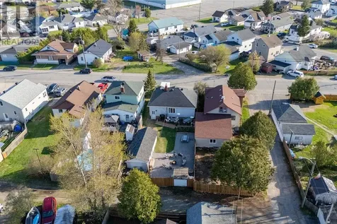 32 Hanna Avenue Capreol ON P0M 1H0
