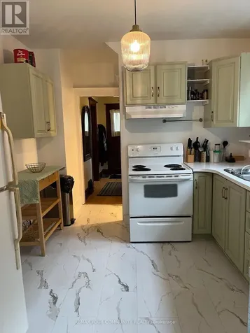 91 Peppler Street Waterloo ON N2J 3C9