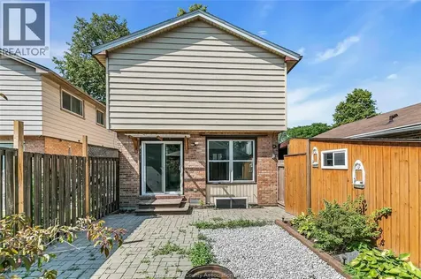 9015 Copperfield Court Windsor ON N8S 4H2