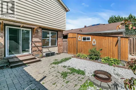 9015 Copperfield Court Windsor ON N8S 4H2