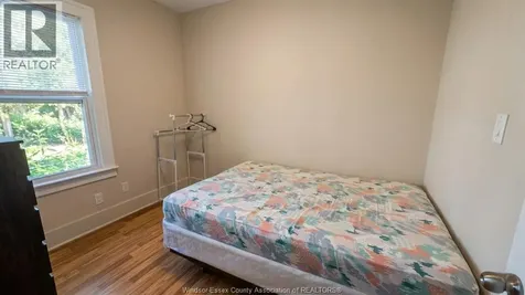 721-723 Campbell Avenue Windsor ON N9B 2H6