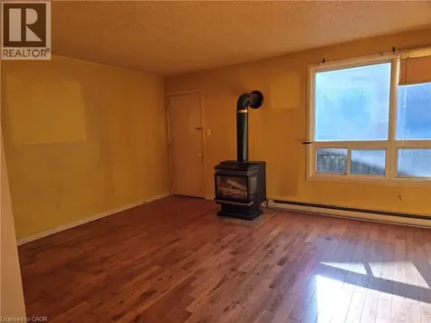 95 Fonthill Road Hamilton ON L9C 6T1