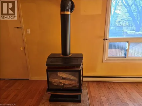 95 Fonthill Road Hamilton ON L9C 6T1