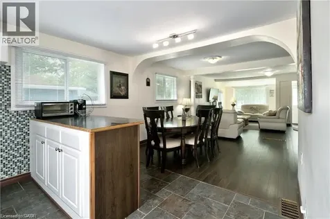 42 5th Lane Wasaga Beach ON L9Z 2E9