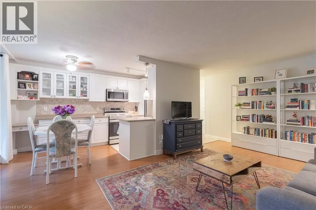6390 Huggins Street Niagara Falls ON L2J 1H1