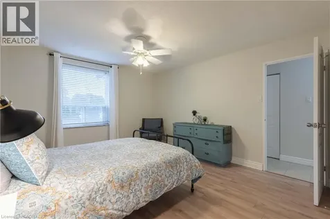 6390 Huggins Street Niagara Falls ON L2J 1H1