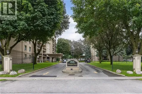 6390 Huggins Street Niagara Falls ON L2J 1H1