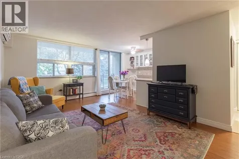 6390 Huggins Street Niagara Falls ON L2J 1H1