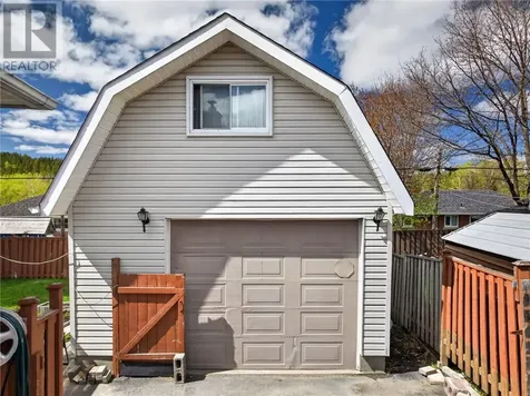 512 White Avenue Sudbury ON P3C 2G5