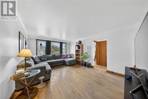 512 White Avenue Sudbury ON P3C 2G5
