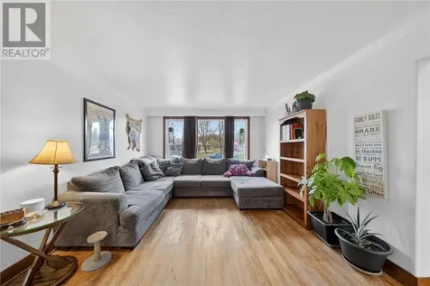 512 White Avenue Sudbury ON P3C 2G5