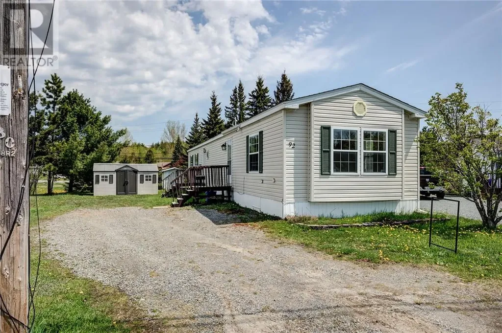 92 Corbin Avenue Wahnapitae ON P0M 3C0