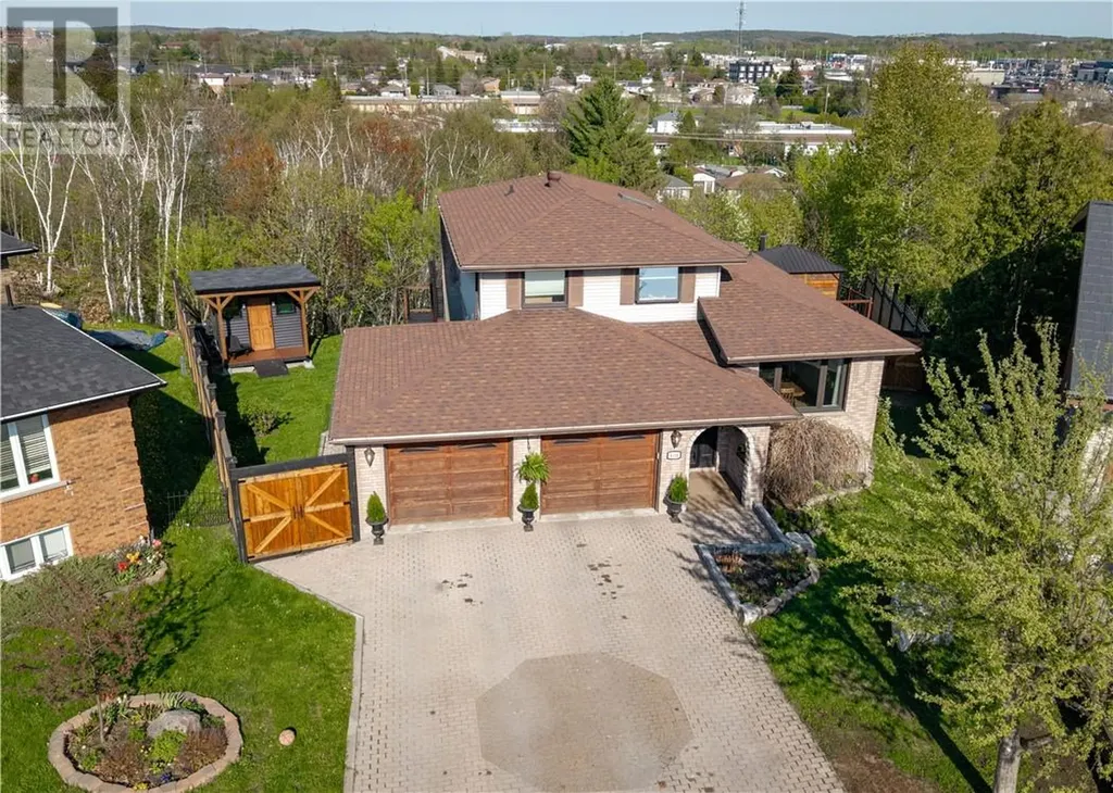 1341 Lauzon Avenue Sudbury ON P3C 1C8