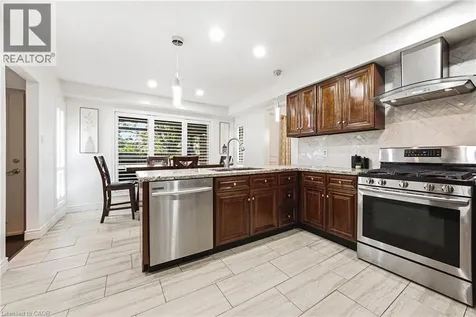 3217 Sovereign Road Burlington ON L7M 2V7
