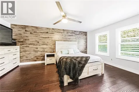 3217 Sovereign Road Burlington ON L7M 2V7