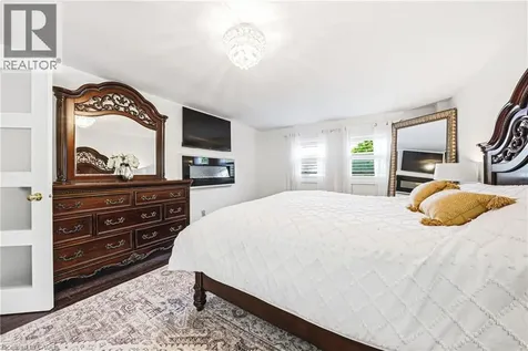 3217 Sovereign Road Burlington ON L7M 2V7