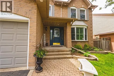 3217 Sovereign Road Burlington ON L7M 2V7