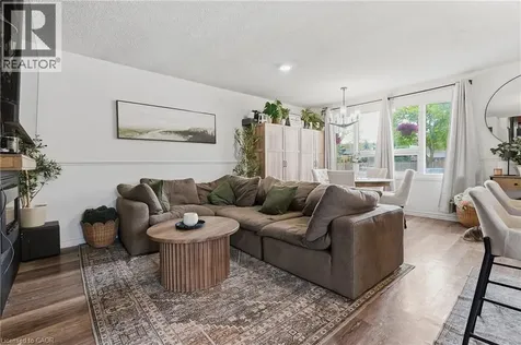115 Gordon Drummond Avenue Stoney Creek ON L8J 1E9