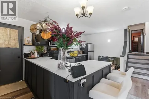 115 Gordon Drummond Avenue Stoney Creek ON L8J 1E9