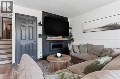 115 Gordon Drummond Avenue Stoney Creek ON L8J 1E9