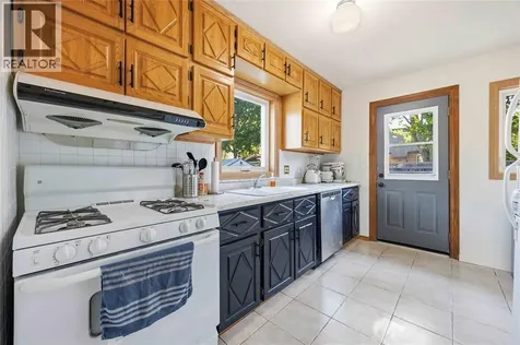 580 Indian Road North Sarnia ON N7T 7G6