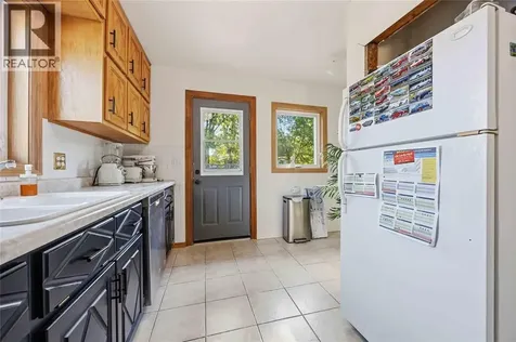 580 Indian Road North Sarnia ON N7T 7G6