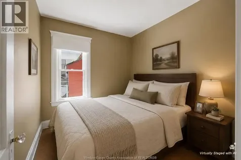 924 Marentette Avenue Windsor ON N9A 2A3