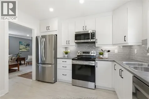 1075 Esdras Place Windsor ON N8S 2N1