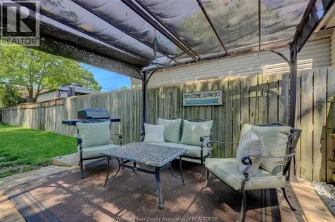1075 Esdras Place Windsor ON N8S 2N1